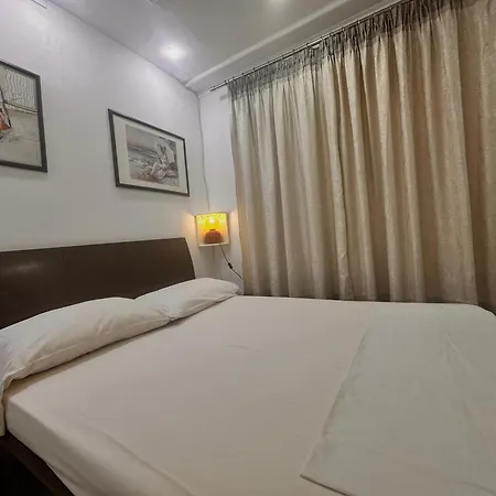 Comfort * ティラナ